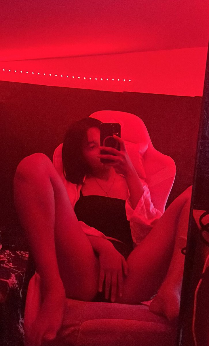 ferin653's tweet photo. เงี่ยนจนแฉะอยากเสร็จ😋🆔nnn_195
#เงี่ยน #คอลเสียว  #โชว์หี #โชว์นม https://t.co/YwOAkAWYaS