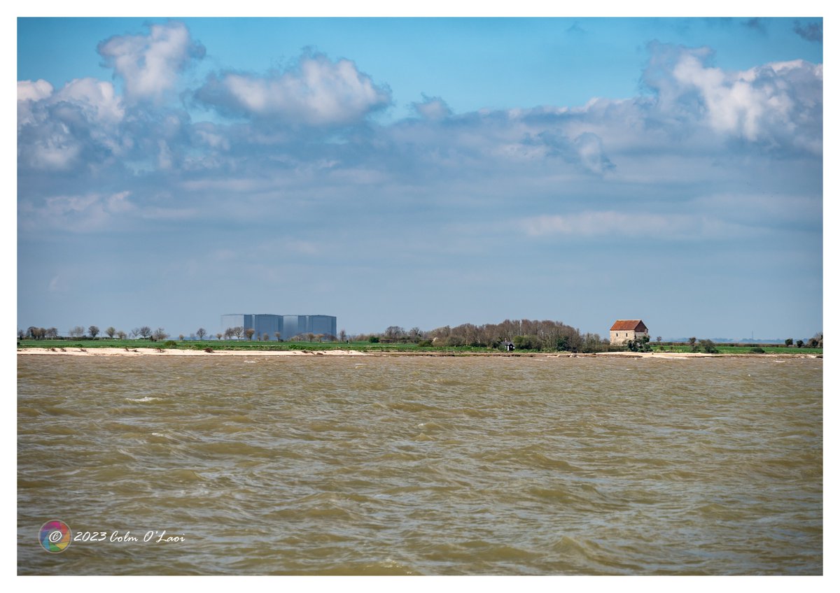 virtualcolm's tweet photo. St. Peter's on the wall and the old power station, Bradwell #Bradwell #StPeters #church #BradwellPowerStation #Magnox #Essex https://t.co/CFLItqjuCh