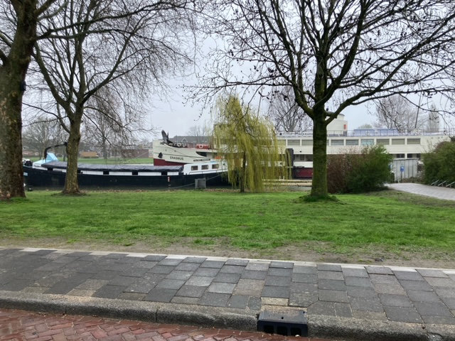 Het is goed dat er regels zijn. Zonder regels loopt er van alles mis. Maar wat als zo’n regel niet een middel is om een bepaald doel te bereiken, maar een doel op zichzelf is geworden. 

Waar dit over gaat? Over de Res Nova en een proefligging.

gewoondordt.nl/regels-en-res-…