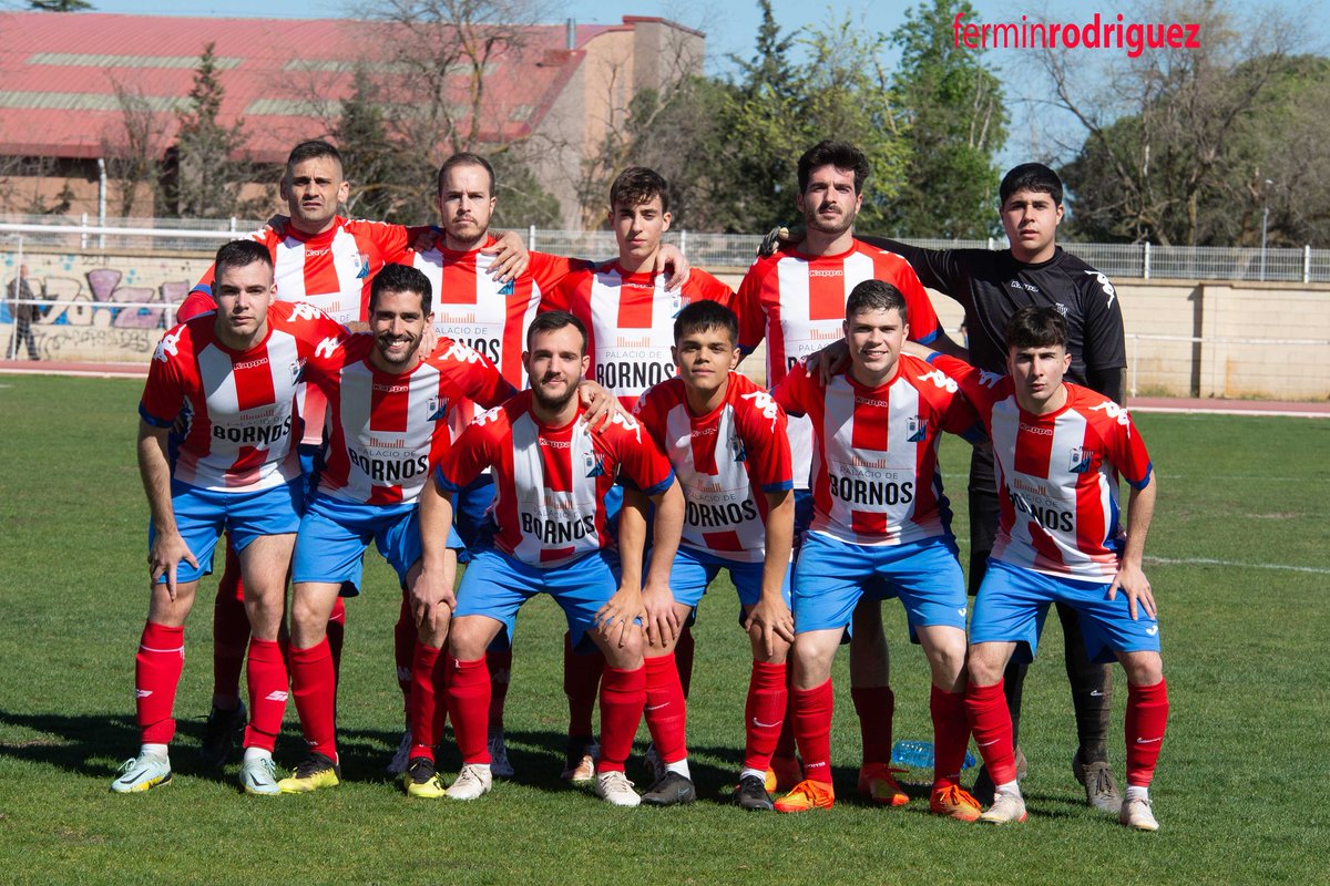 G_Medinense's tweet photo. 📷📷UN PASO MÁS CERCA📷📷
Un paso más cerca para el ascenso a preferente.
Aunque todavía nos queda algún partido que hay que ganar, ya estamos cada semana más cerca de conseguir el objetivo.
Gracias a toda esa afición que nos estado apoyando y animando, partido tras partido. https://t.co/VpdWs4M7Jq