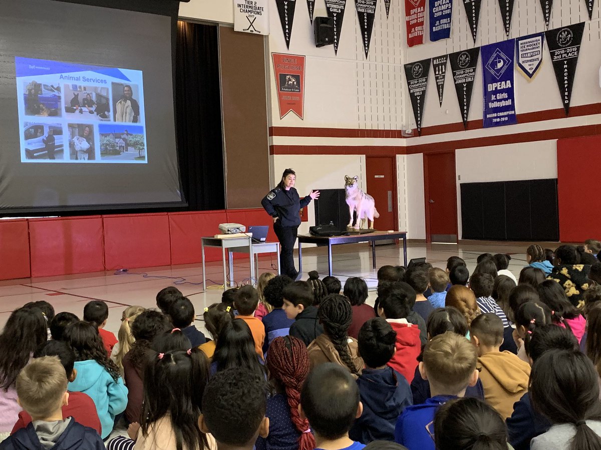 We are so glad to have had <a href="/citymississauga/">City of Mississauga</a> wildlife officers on site <a href="/GregoryGrizzly1/">St. Gregory Grizzlies</a> today to teach us about urban wildlife like coyote, squirrels, and other animals in our community. The more we know, the more we can protect our wildlife! <a href="/EcoSchoolsCAN/">EcoSchools Canada</a>