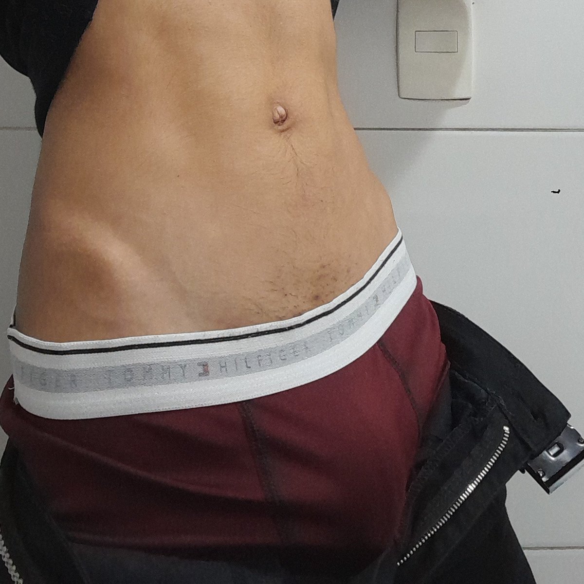 Novin_21cm's tweet photo. Fotinhas que eu tirei no banheiro 
Curti e da Rt 🔄 que eu posto mais rs
#NOVINHO
#PINTOAWARDS
#broderagem https://t.co/U3cLwQ9jPC
