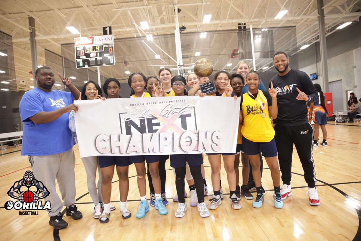 rboatner3's tweet image. Lady BOSA 7th grade girls went 4-0 and brought home the gold! Great job this weekend! 
#SheGotNext 
#Champs