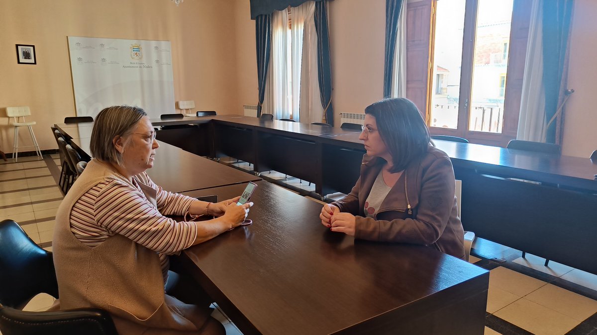 EstefaniaBlanes's tweet photo. 🏘️ Les casetes de Nules tenen un valor patrimonial incalculable, i com a tal, s'ha de formalitzar la seua protecció. 

🌊 Hui he visitat les seues platges, amb les companyes de @mesnules, l'alcalde @davgarciaperez (@NulesInfo), i membres del col•lectiu Platges de Nules. https://t.co/m93sL6RX9N