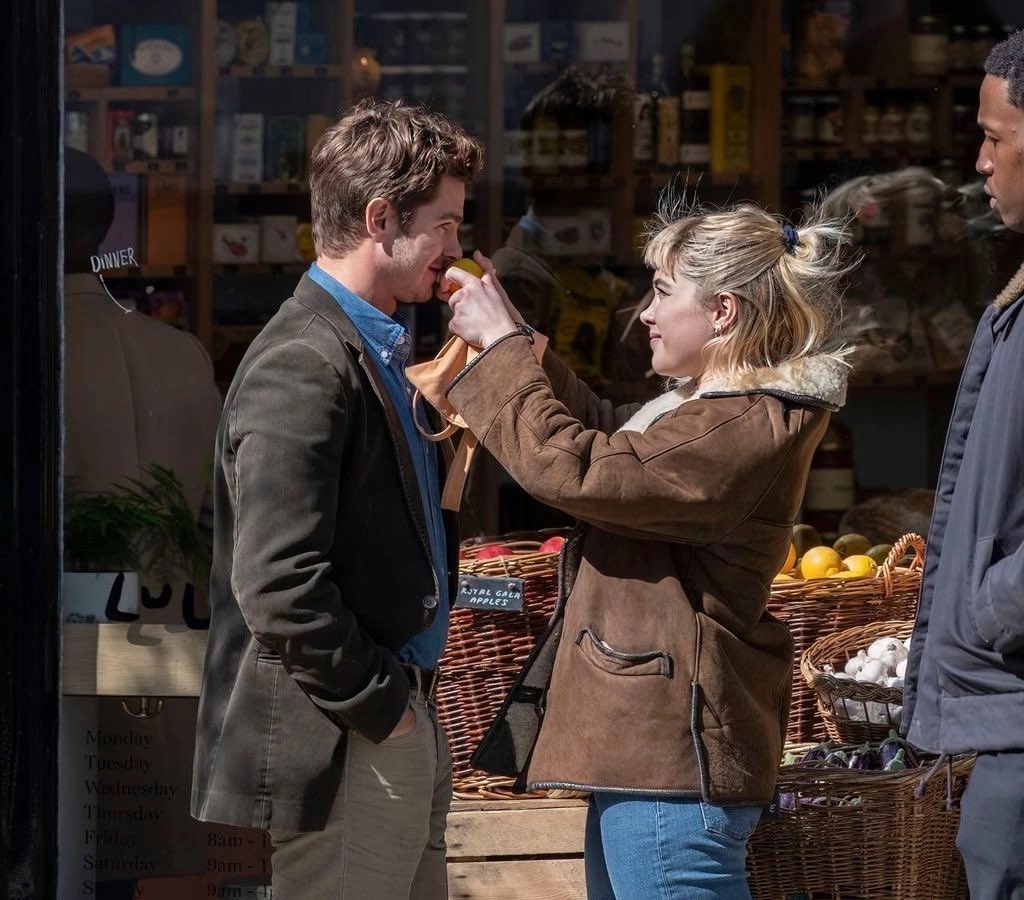 Florence Pugh i Andrew Garfield na planie filmu #WeLiveInTime