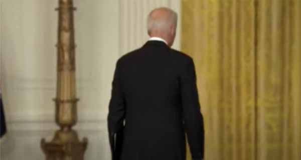 texasguyaf's tweet photo. 60% of Americans know this guy is a dementia addled idiot that's destroying the country. https://t.co/bbVALOtNWV
