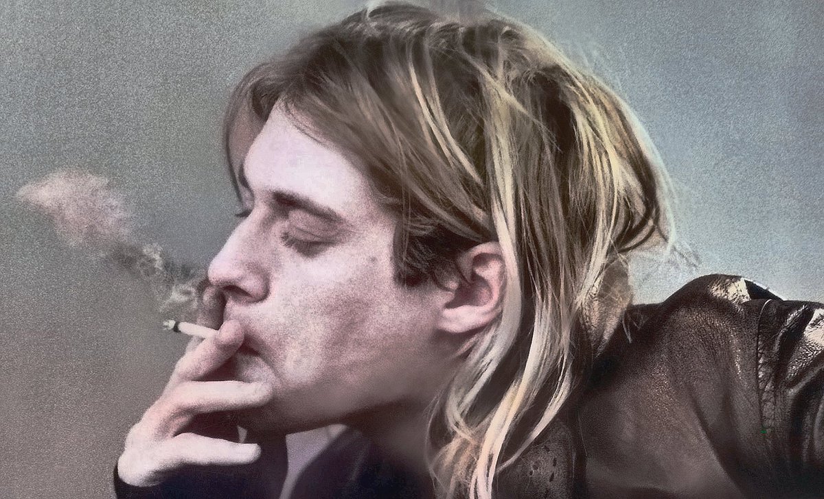 TheGrungeScene's tweet photo. https://t.co/bMbTGx16cb