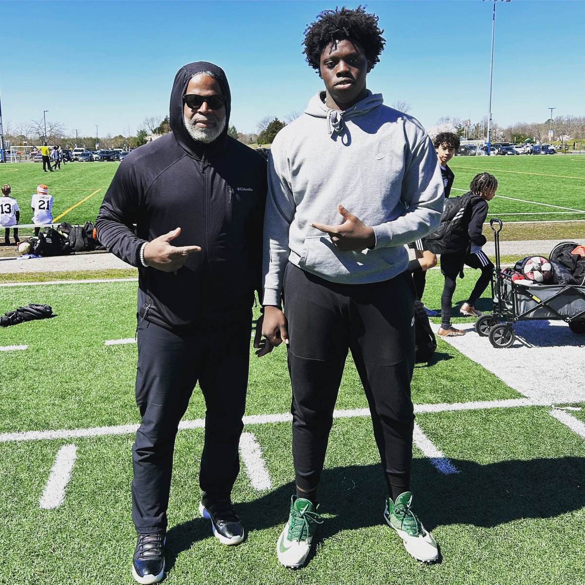 CoachLT33's tweet photo. I'd like to welcome my newest Complete Players client Defensive End @RLubintus84852 ! 6'6 280 9th grade/ 15 year old! Time to get to work!
#CompletePlayers #DLtraining https://t.co/NsOYq6YfRS