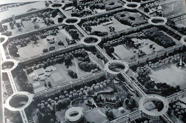 areasvellas's tweet photo. GEOFFREY JELLICOE 1900-1996
MOTOPIA, 1961
...durmiendo bajo la autopista...
#architecture #arquitectura #drawing #proyecto #proposal #Project #Motopia
https://t.co/sZx4TPf8lZ
https://t.co/GwSNTnQ98W https://t.co/9q8RKpQuQr