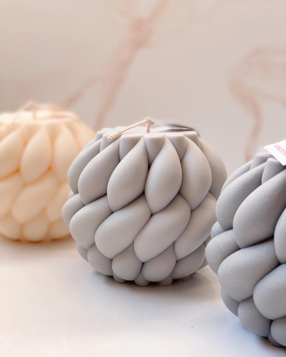 caitelle1's tweet photo. fluffy balls of yarn but make it a candle https://t.co/oF2Lno07jJ
