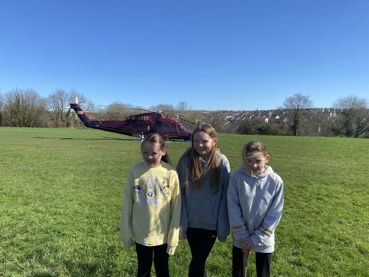 Nice surprise this morning seeing Princess Anne arriving at the playing fields of Cyfarthfa park. #RoyalFamily #PrincessAnne #Royalvisit #cyfarthfapark