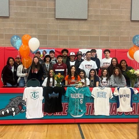 LL_Schools's tweet photo. Congratulations, N.B.! The @VHSJagsSoftball senior signed her Letter of Intent to play softball at @pimatweets in Arizona! #WeRockLLS @vhsjags @vhsjagsbsb @VHSJagHoops @VHSJagFootball @valencia_cheer @LLS_SPSV @lunas_los @VCNewsBulletin @DVEJaguars @AnnElementary @_NMAA https://t.co/7BUPFr4PBN