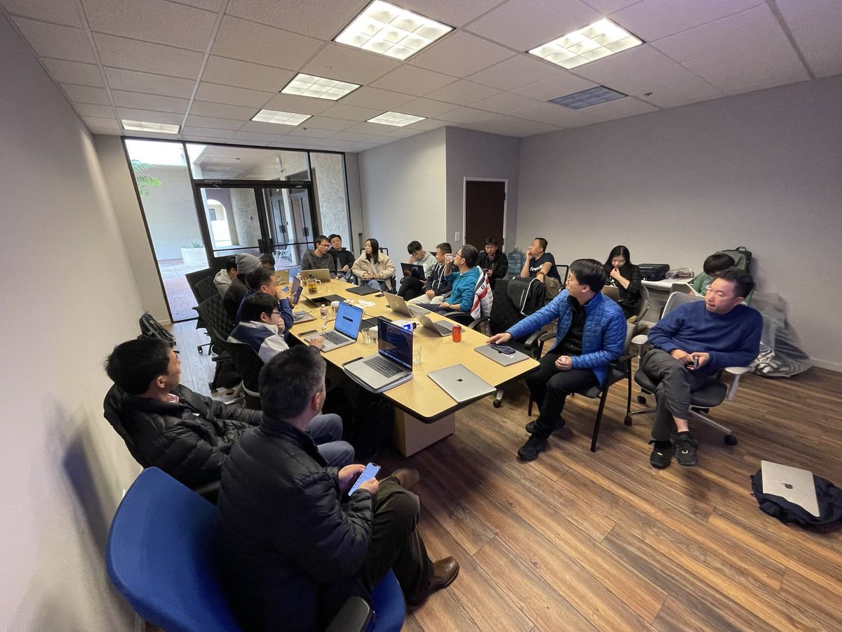Alan Li@FreeAI.io tweet media