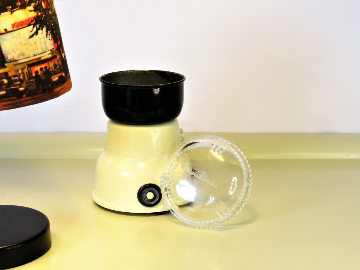 MaLanterne's tweet photo. Vintage Coffee Grinder, Bean Mill French MOULINEX Coffee Maker, Spices Grinder, Retro Electric Coffee Grinder, 115-130 Volts, France, 70s https://t.co/07gUUvgJPt #Retro #FREESHIPPING #Fashion #BLACKFRIDAY #CHRISTMAS #Vintage #Antiques #CoffeeGrinders https://t.co/BDmmYqicjf