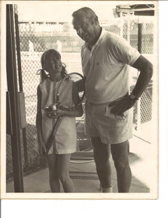 @BettyNewfieldWall is among the 2023 #EasternTennisHallofFame inductees. She was #1 in every junior category in #ETA #USTAEastern in the 1970s. Congrats Betty! info at JuniorTennisFoundation.org