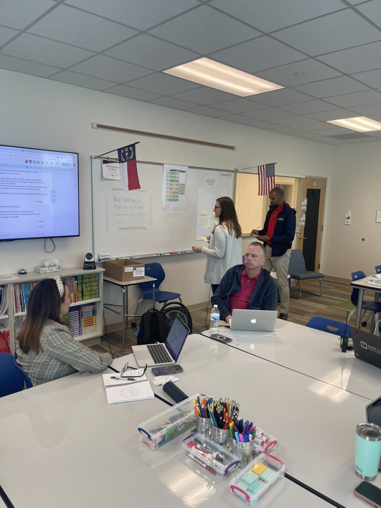 AlstonRidgeMS's tweet image. Thank you Ms. McNeill & Mr. Gurganus for visiting today & for all your support! #SpringLearning @NorthwestWCPSS ❤️💙⚔️💛💚