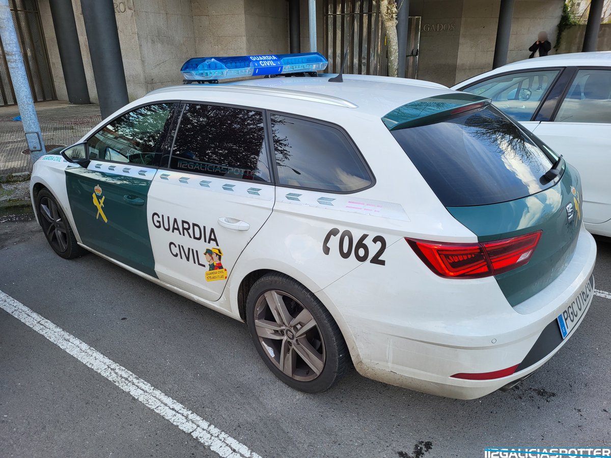 GaliciaSpotter's tweet photo. SEAT León ST FR de la Guardia Civil.
#seat #leon #seatleon #062guardiacivil #guardiacivil #gc #175añosatulado #policia #police #leonfr #bluelights #galicia #PoliciaNacional #Emergencia #SeguridadCiudadana https://t.co/E58Hx0gXSz