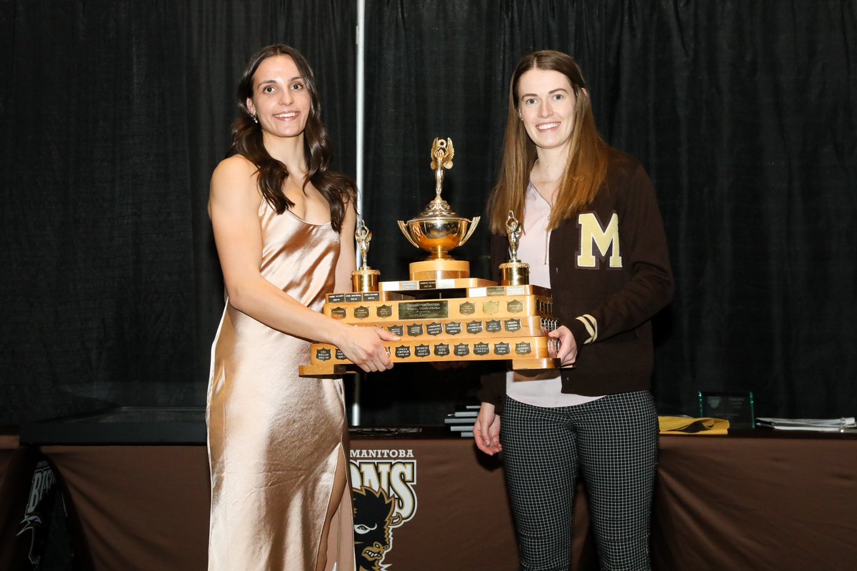 umbisons's tweet photo. A historic season came to an end on Saturday. 

Congratulations to all of our athletes on a fantastic year! 

📝 Story - https://t.co/e61RWGUWyA

#WeAreAllBisons #HornsUp🤘 #UManitoba https://t.co/MpK94ZUJkH
