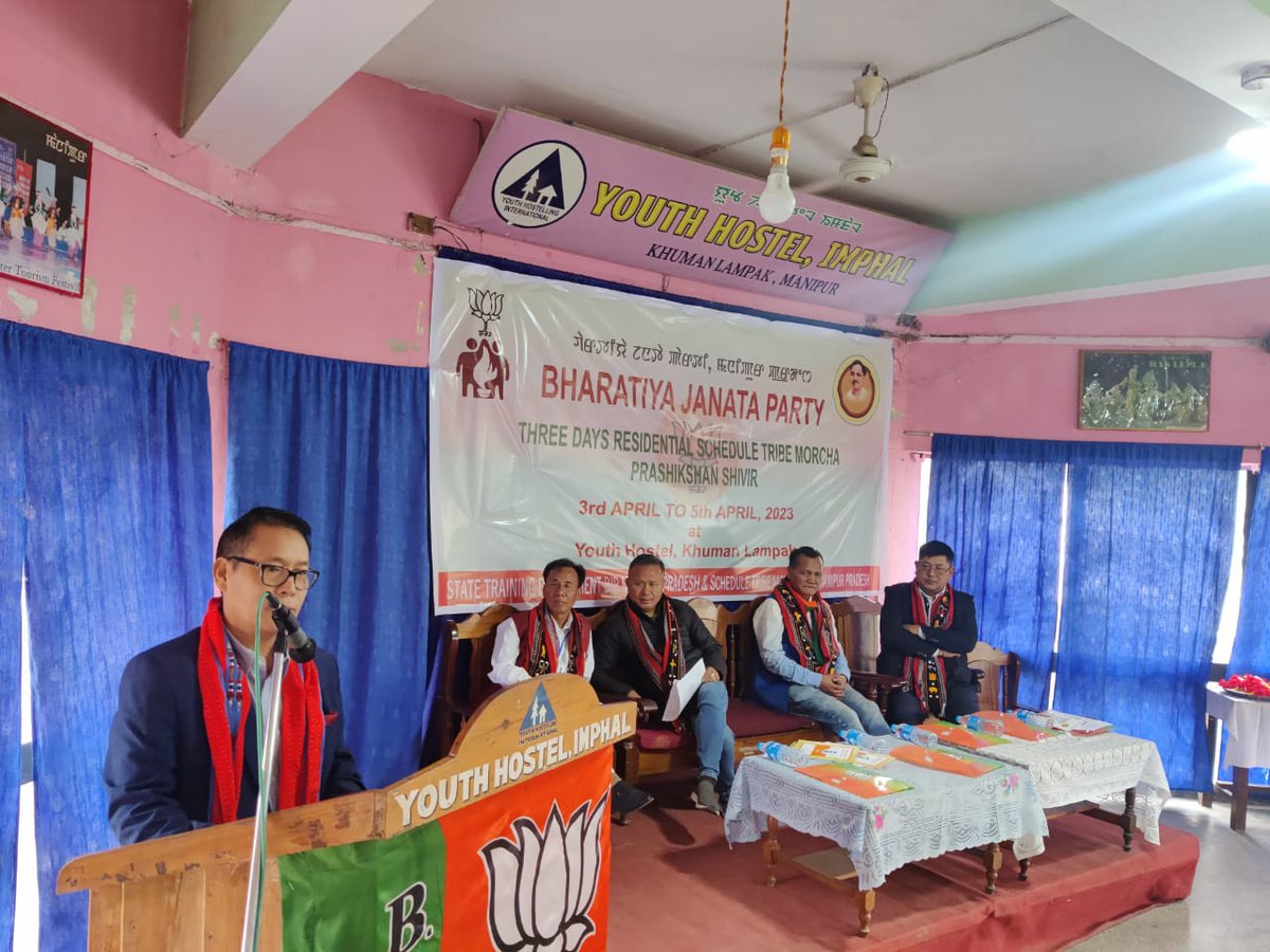 bjpstmorcha_mn's tweet photo. Glimpse of day 1 of the three days Residential training of ST Morcha at Youth hostel Khuman lampak.
@BJPSTMORCHA 
@BJP4Manipur 
@BJP4India https://t.co/4CYDtAaPxl