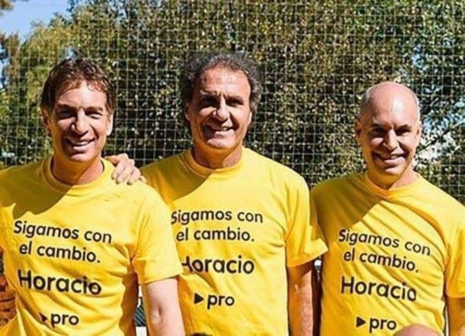 DanielaElle's tweet photo. Oscar Ruggeri pidiendo al aire que le den Star+ gratis porque el trabaja en la misma empresa 
No se puede ser más miserable muerto de hambre
Da asco https://t.co/OKw9qrNkf9