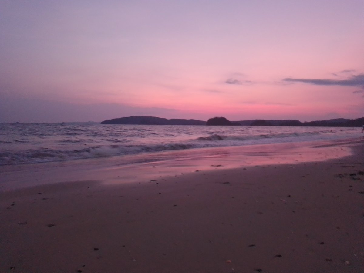 บ้านติดทะเลมันดีงี้