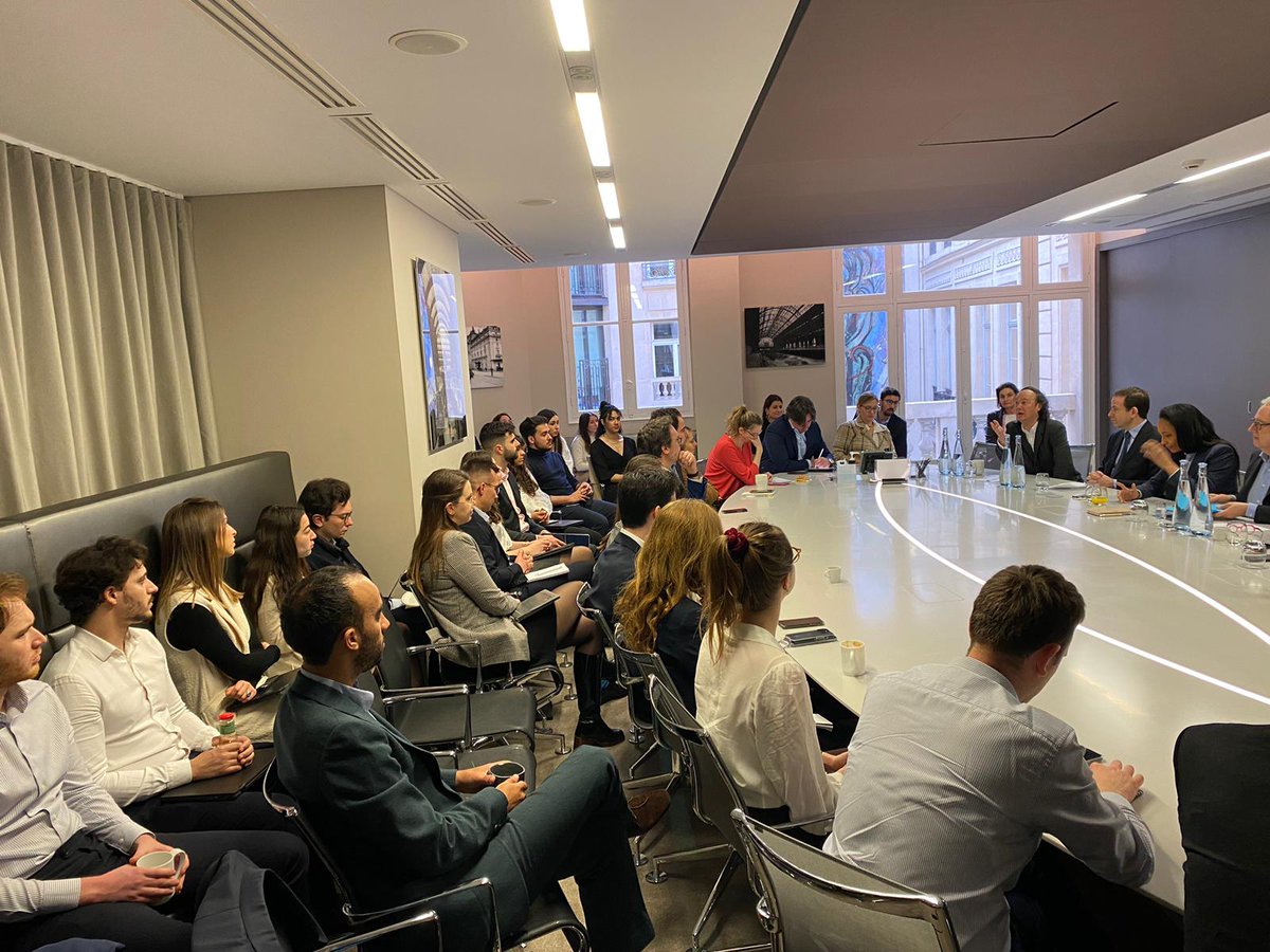 Carnet de campagne 📒 à la rencontre des consœurs et des confrères :

- Lundi 27/03 Ouverture de la Paris Arbitration Week 
- Mardi 28/03 un peu de temps au cabinet
- Mercredi 29/03 Evènement Young Paris Arbitration Cruise
- Jeudi 30/03 Visite au cabinet McDermott Will &amp; Emery