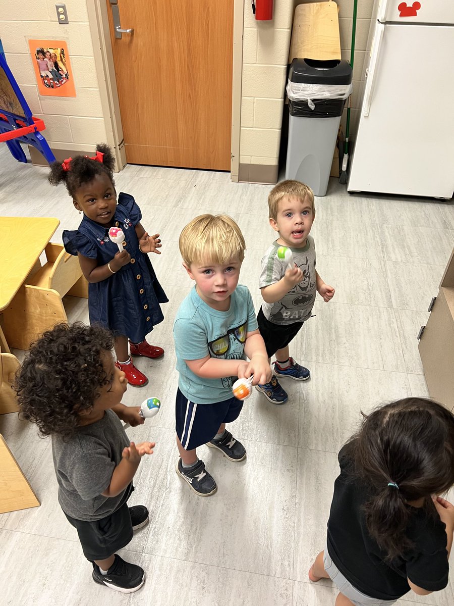 This week is week of the young child. Today is music Monday! Our toddler class made maracas and danced to their own beat. @texasaeyc #weekoftheyoungchild #WOYCTeaxs #WOYC23 #sheldonisd #SheldonEarlyLearningCenter