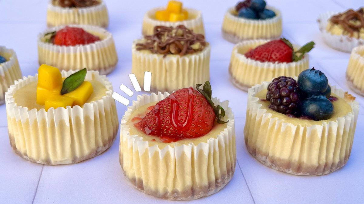 NivelDelicia's tweet photo. 🍓 ¿Buscas un postre fácil para VENDER? Los Mini Cheesecakes NO FALLAN ha... https://t.co/88ui18oj1k vía @YouTube
#niveldelicia #cheesecake #minicheesecake #postresparavender https://t.co/ypsT3L1dmQ