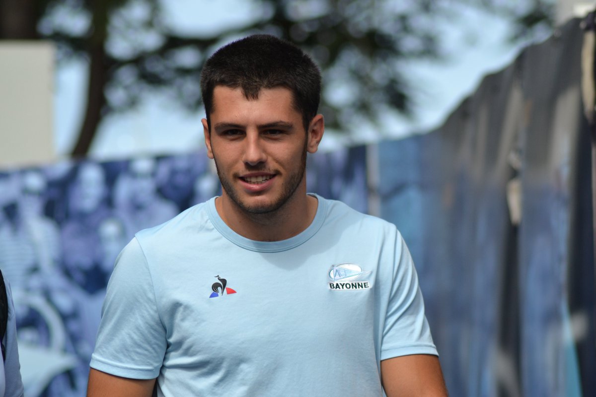 icipaysbasque's tweet photo. [PODCAST 🎧] 100% Rugby 🏉

🗣️L'invité : Yohan Orabé, arrière de l'Aviron Bayonnais

▪️ Son arrivée à Bayonne
▪️ Ses premiers matches en pro
▪️ Les objectifs de fin de saison

"Je ne savais pas où me situer par rapport aux pros"

#ProD2 #Top14 #FBsport 

➡️https://t.co/RTlUqIp0Qm https://t.co/njeevzhrfL