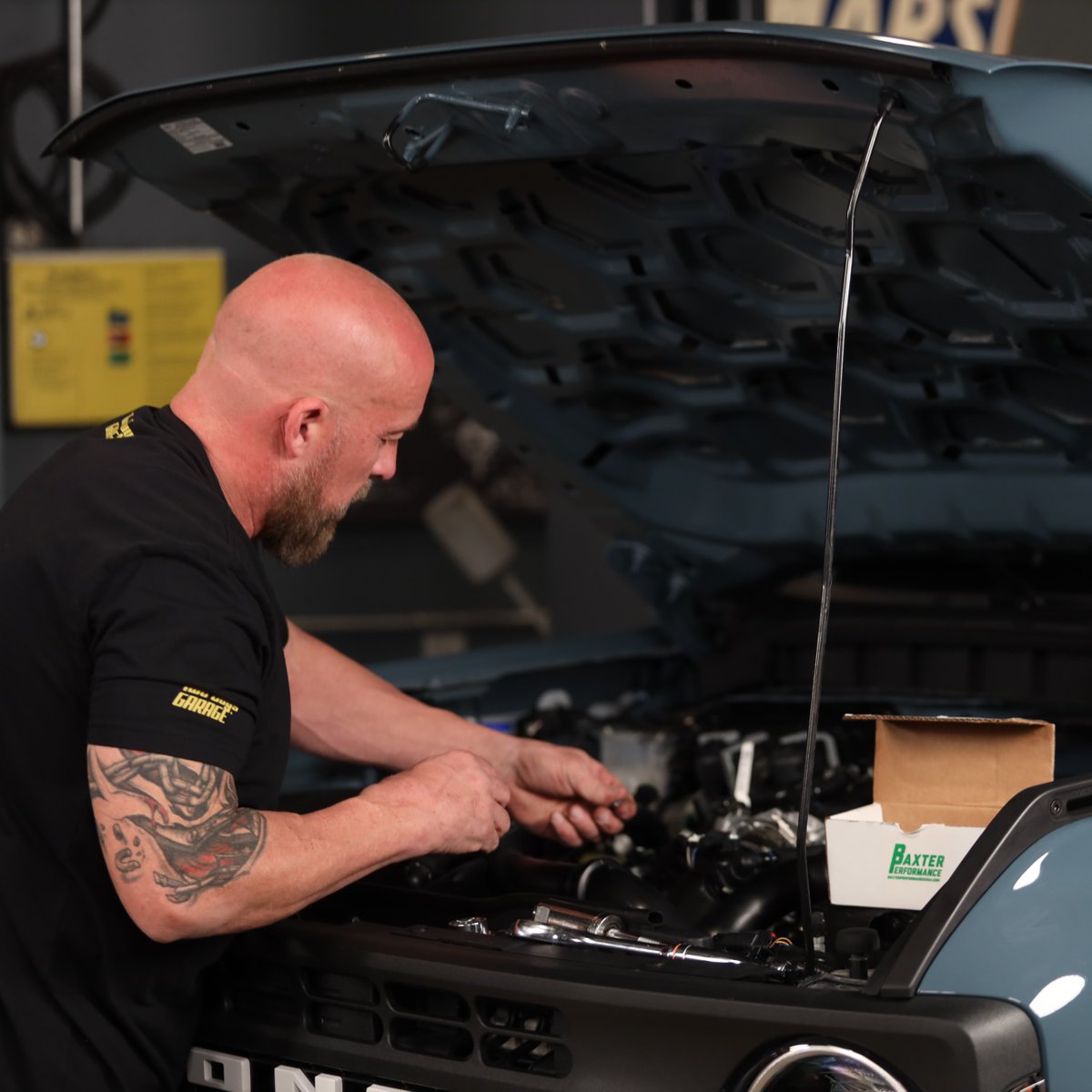 Two Guys Garage tweet media