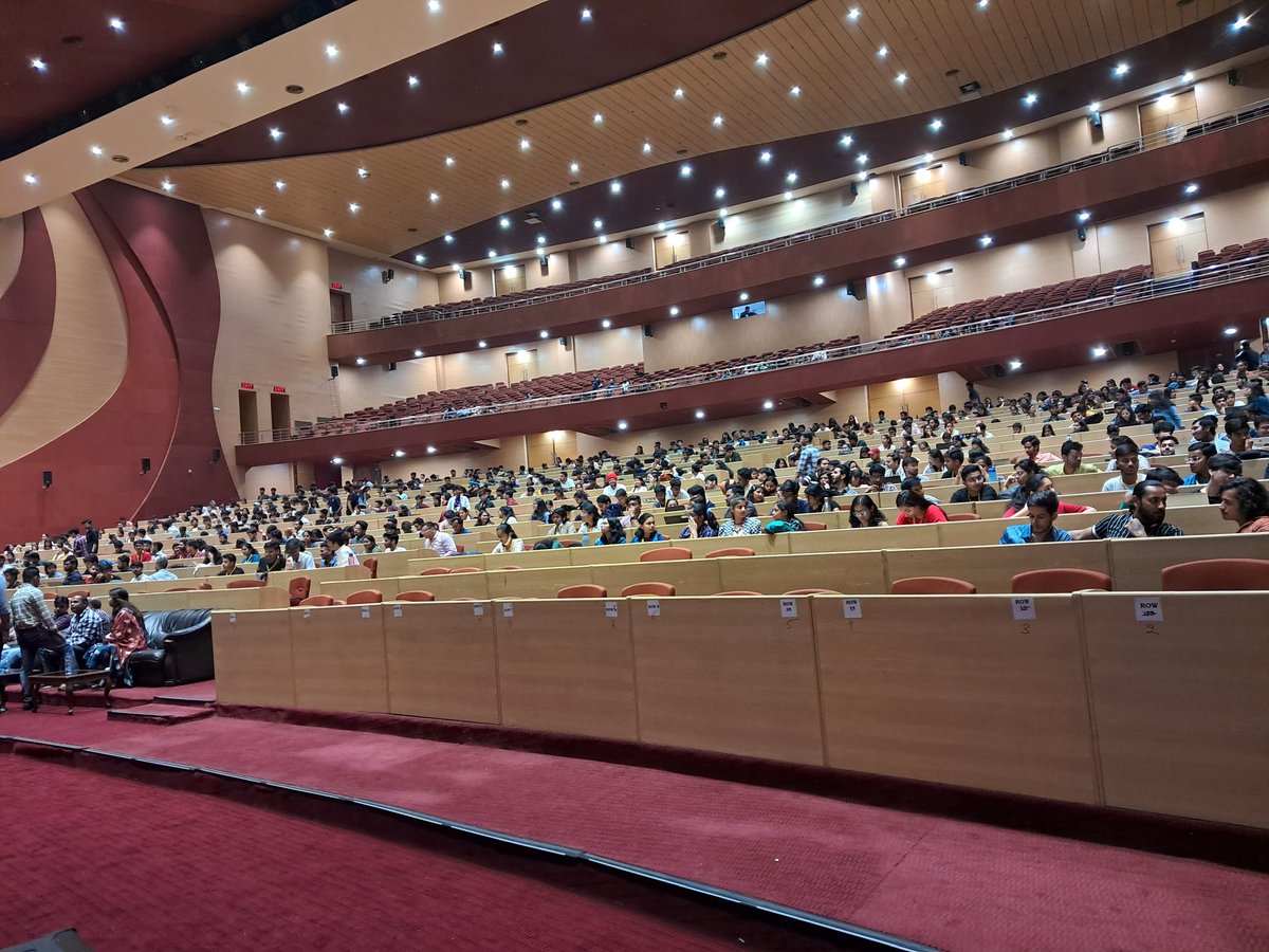anjali_kundliya's tweet photo. Finally done with @gdscWOWdelhincr π₯³π
It's no easy feat to pull off an event like this, really proud of organizers and team of volunteers who put all their effort to make this event a successπ₯π
You can checkout the post on LinkedIn here - https://t.co/9D8Jb7NjJL
#letswow https://t.co/lbYW7JvglP