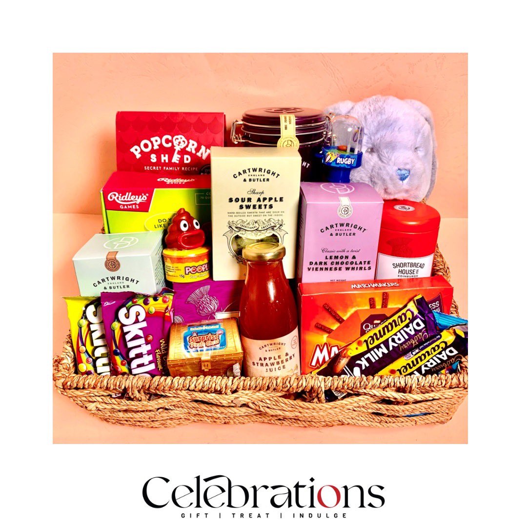 celebrationsng's tweet image. Easter just got a whole lot sweeter! 🍫🐰 Our treat-filled hampers are full of delicious chocolates and treasures to make everyone smile.
Don't miss out on the fun! 🐣🐇 #easterbasket #EasterTreats #EasterForKids #GiftsForKids #EasterJoy