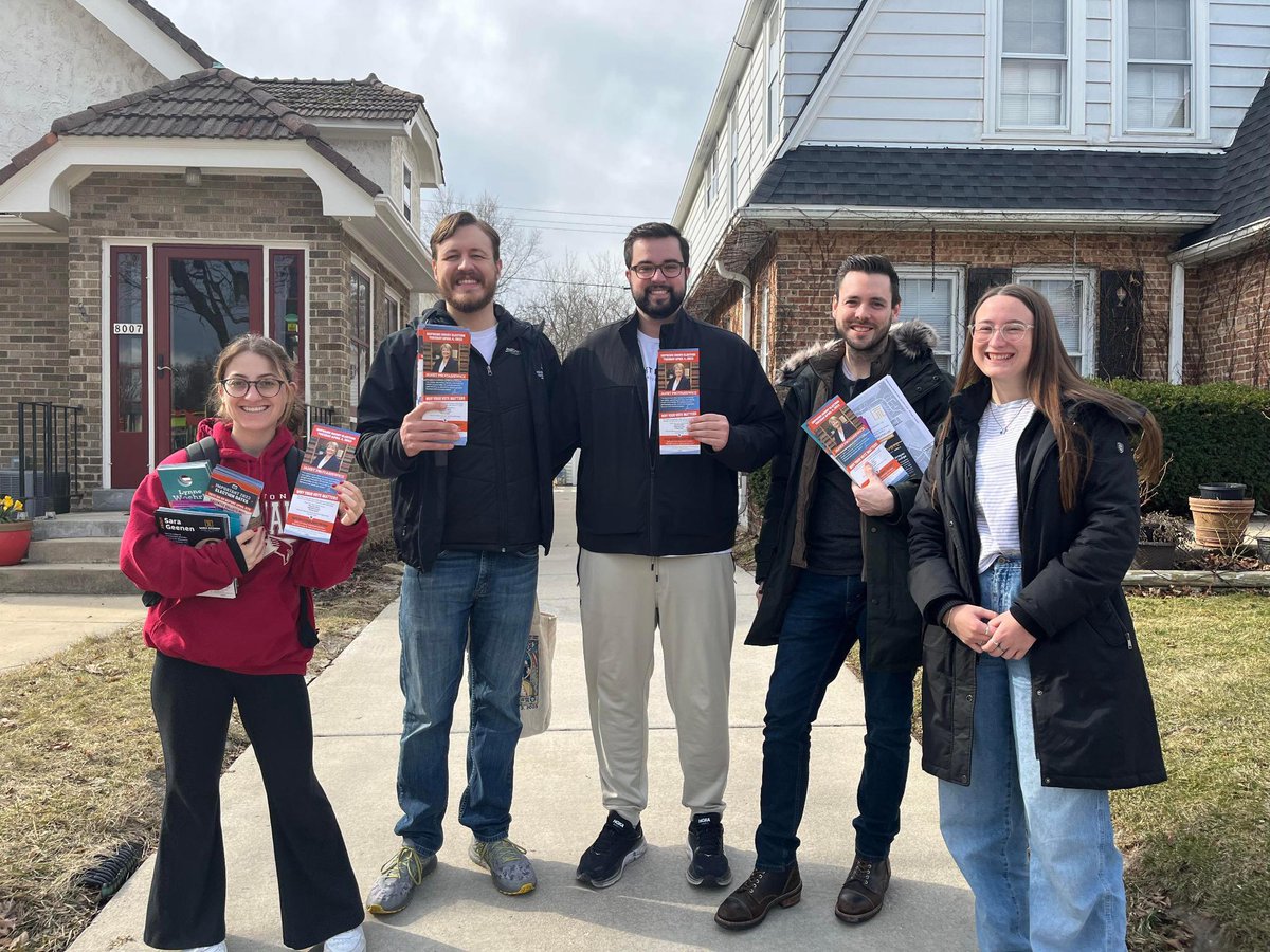 janetforjustice's tweet photo. We're getting out the vote for Judge Janet for Justice! 

As our next Wisconsin Supreme Court Justice, Janet Protasiewicz will:
✅ Uphold our constitutional freedoms
✅ Protect our Democracy
✅ Defend reproductive choice

Make your plan to vote TOMORROW⬇️
https://t.co/dxTKvr2KXI https://t.co/y6S5B2Yt77