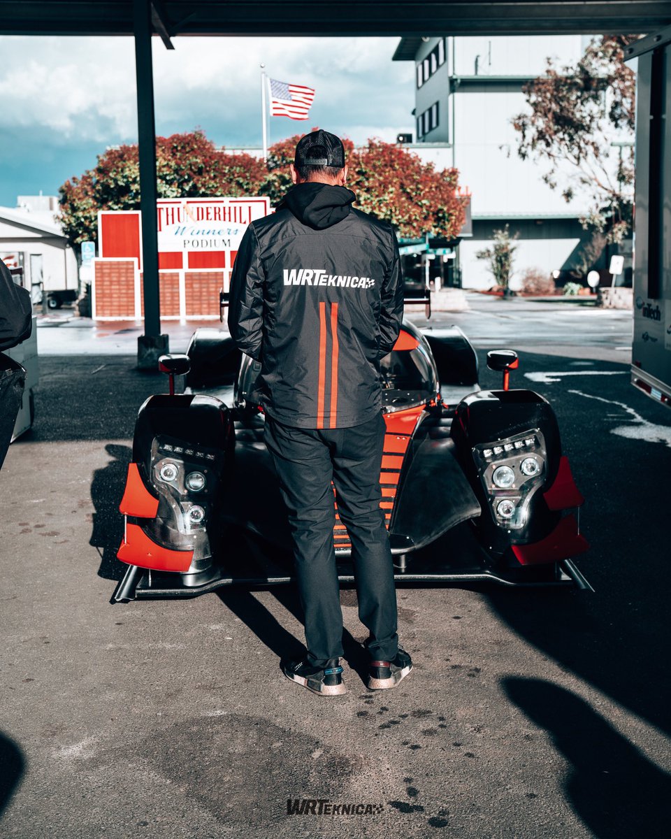 wrteknica's tweet photo. @MarwinSports soft shell jackets keeping us cozy on cold mornings 🥶🧥🥰 #wrteknica #motorsports https://t.co/At6oX7gCDj