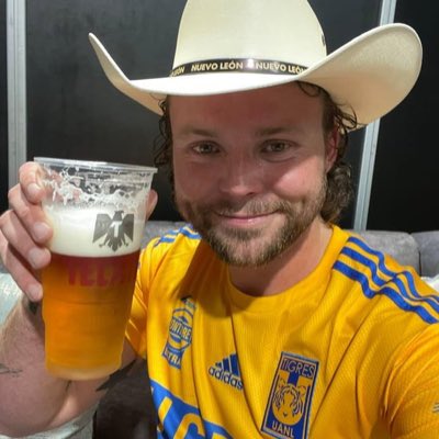 Que se note lo regio 🤠 #NuevaFotoDePerfil