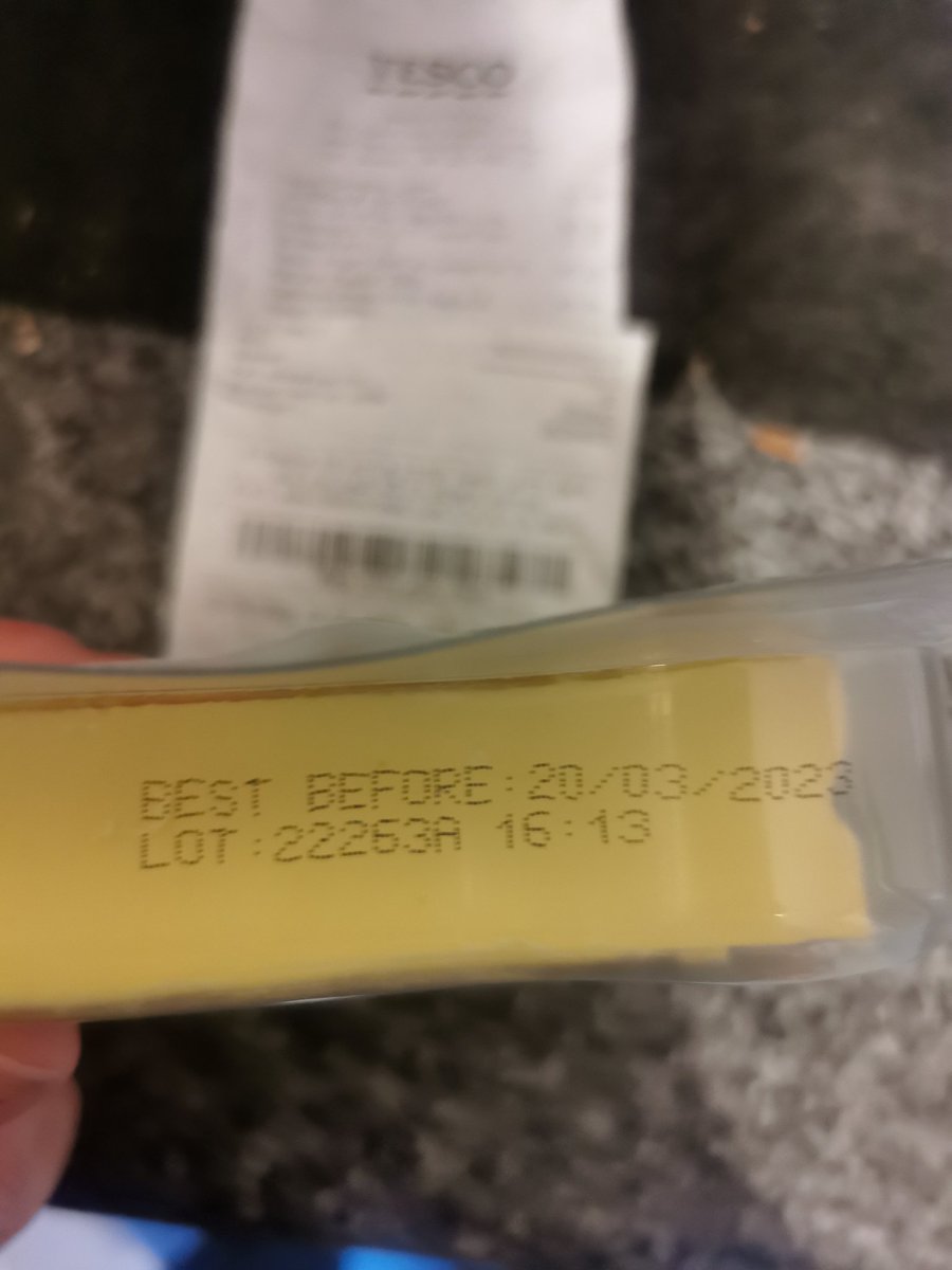 Skunkhugger's tweet photo. @Tesco Bought this on 02/04/2023 and its dated 20/03/2023. What do you suggest? https://t.co/FSaZzAXY7o