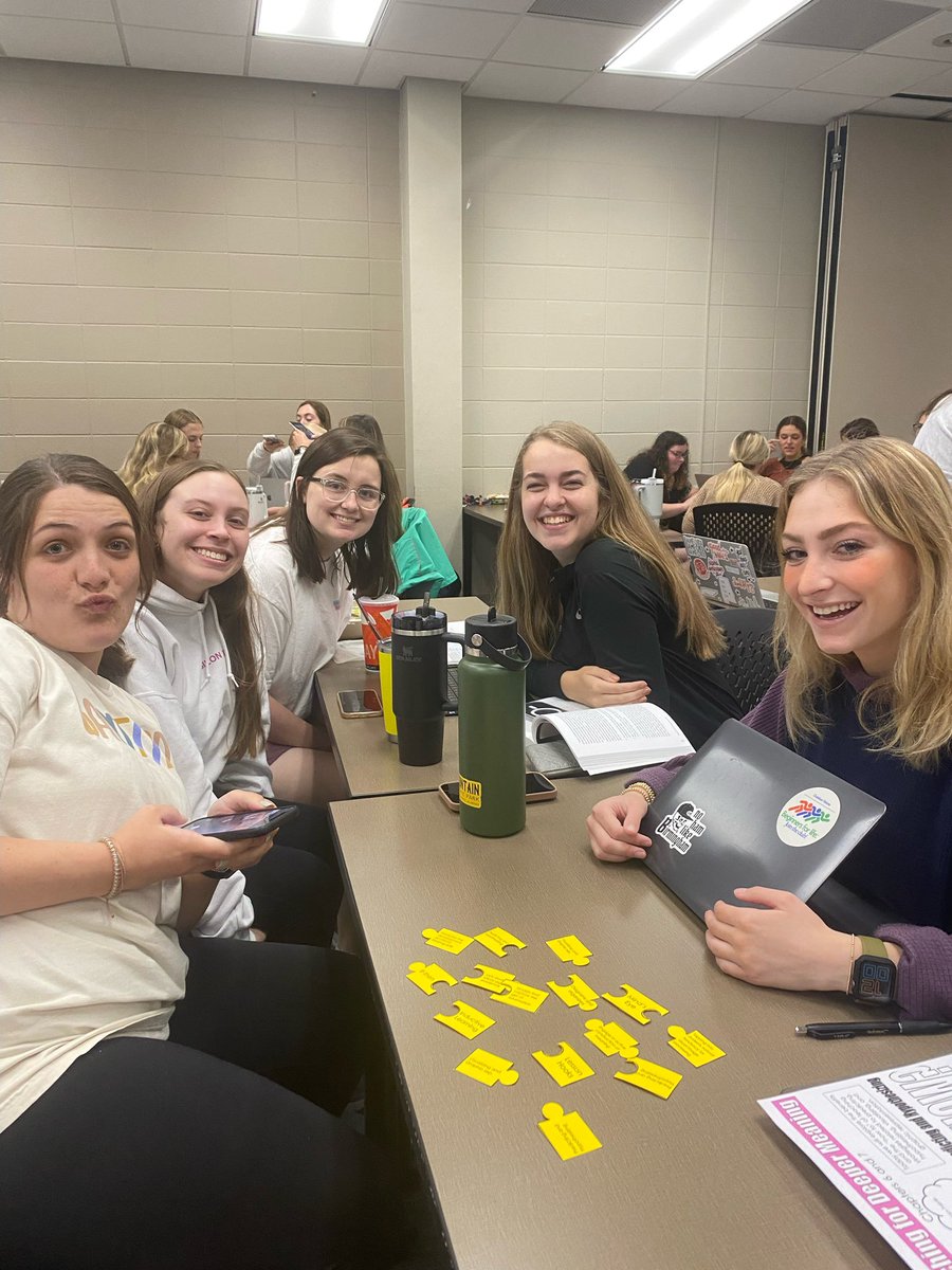 Lindsey Brewer tweet media