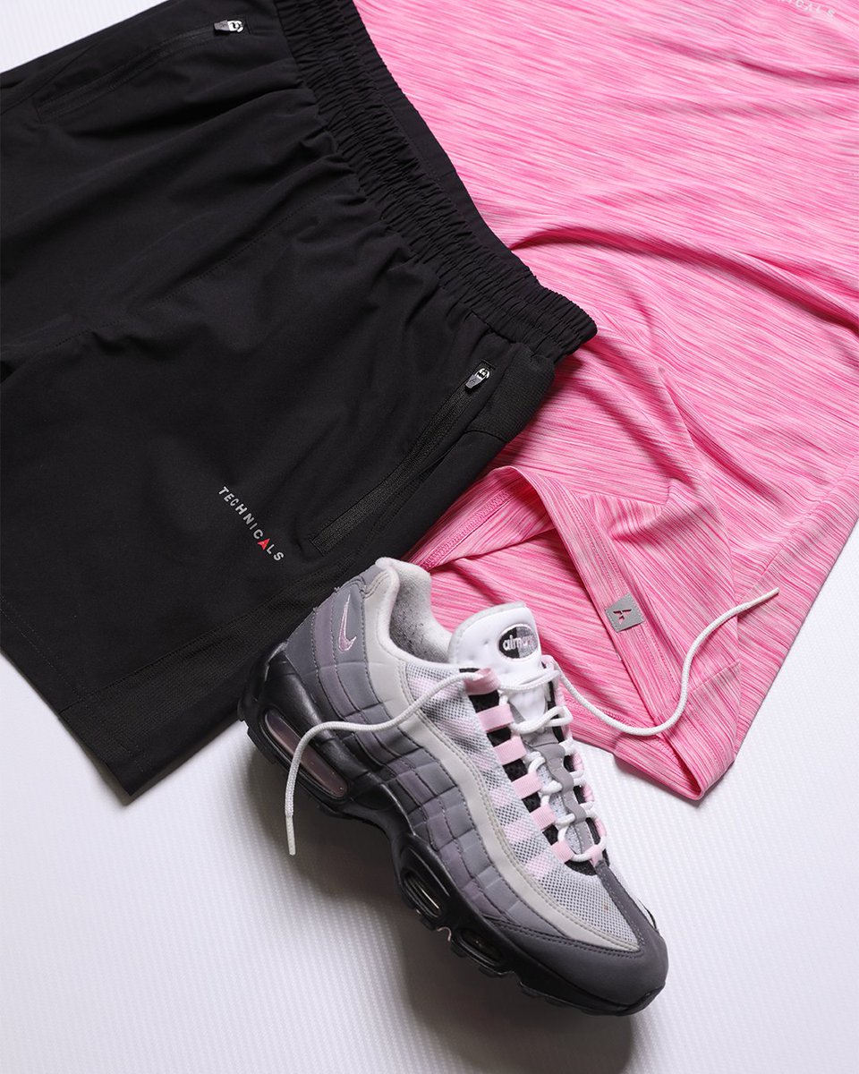 With Summer fast approaching we’re here to give you the best Tees an Shorts outfits around

Featuring our light pink Yarrow Tee, Arch Woven shorts, paired
with the iconic pink foam 95s

#FineTuned #WithoutCompromise #BuiltForEverywhere