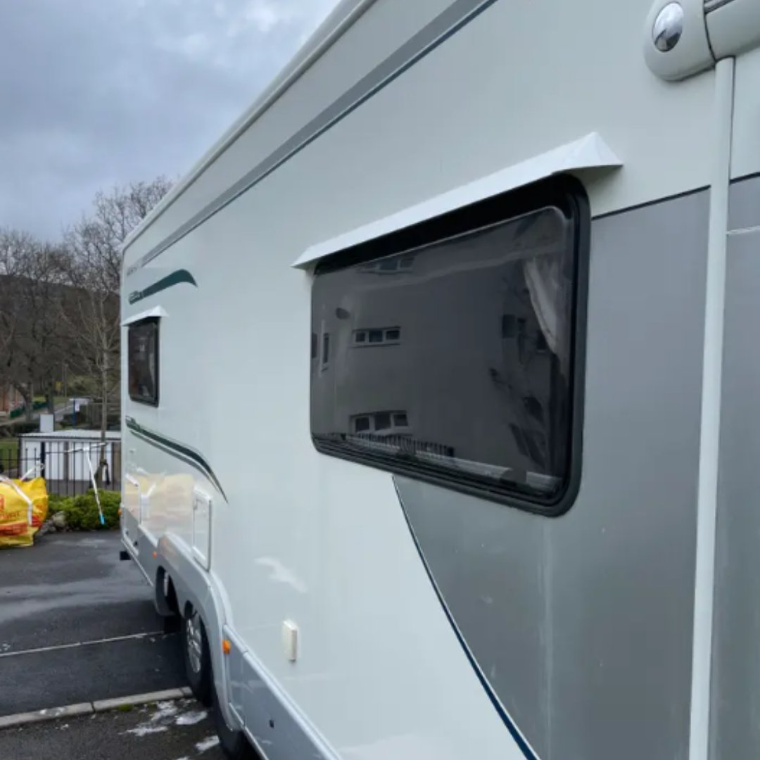 WindowKanopy's tweet image. Thanks for the review Hywel! 🙏

"I got in touch with window Kanopy due to an issue with a seal leaking on one of the windows on my motorhome. I’ve used the van while it has been raining and it does what it says. The van looks good with them on and I thoroughly recommend!"