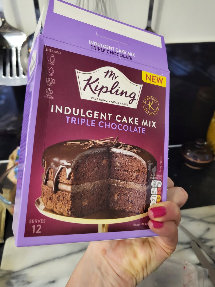 Titian73's tweet image. I thought it would all be in the pack! #bakingfail fortunately I also made a boiled pineapple cake 😋