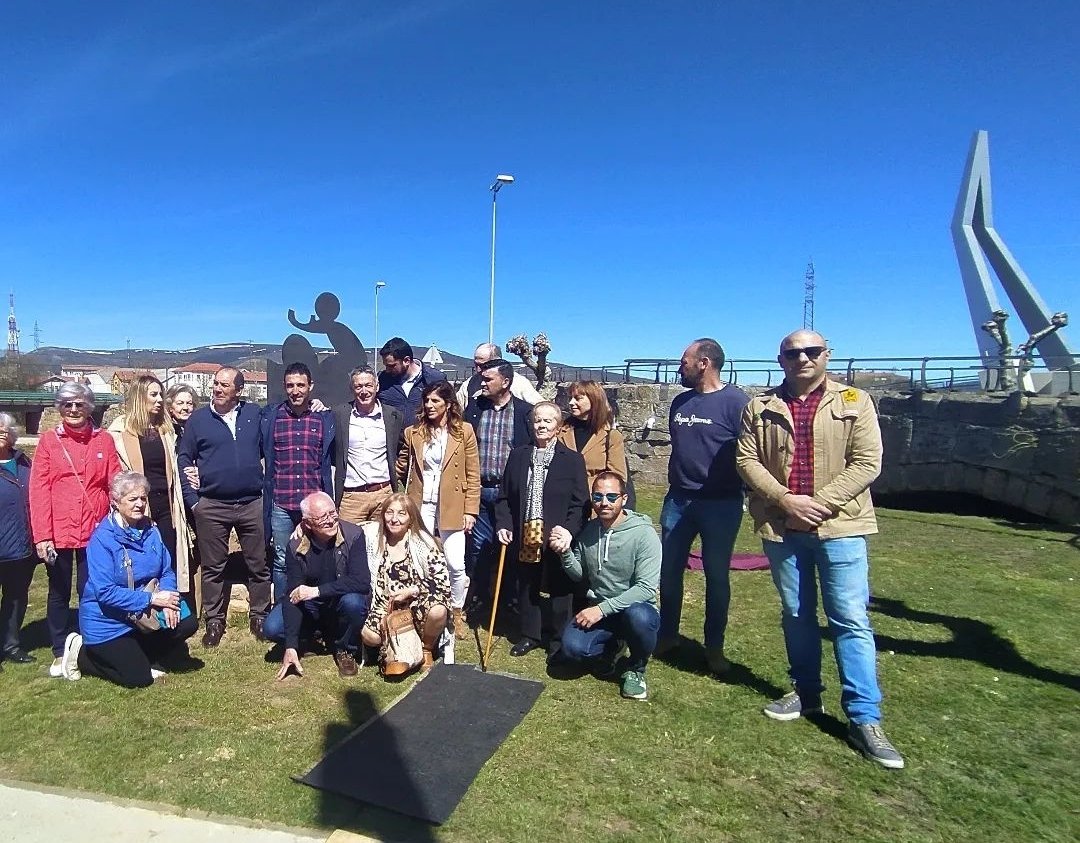 Inauguración del Parque 
David de la Fuente <a href="/D_DeLaFuente/">David de la Fuente</a> esta mañana en Matamorosa.