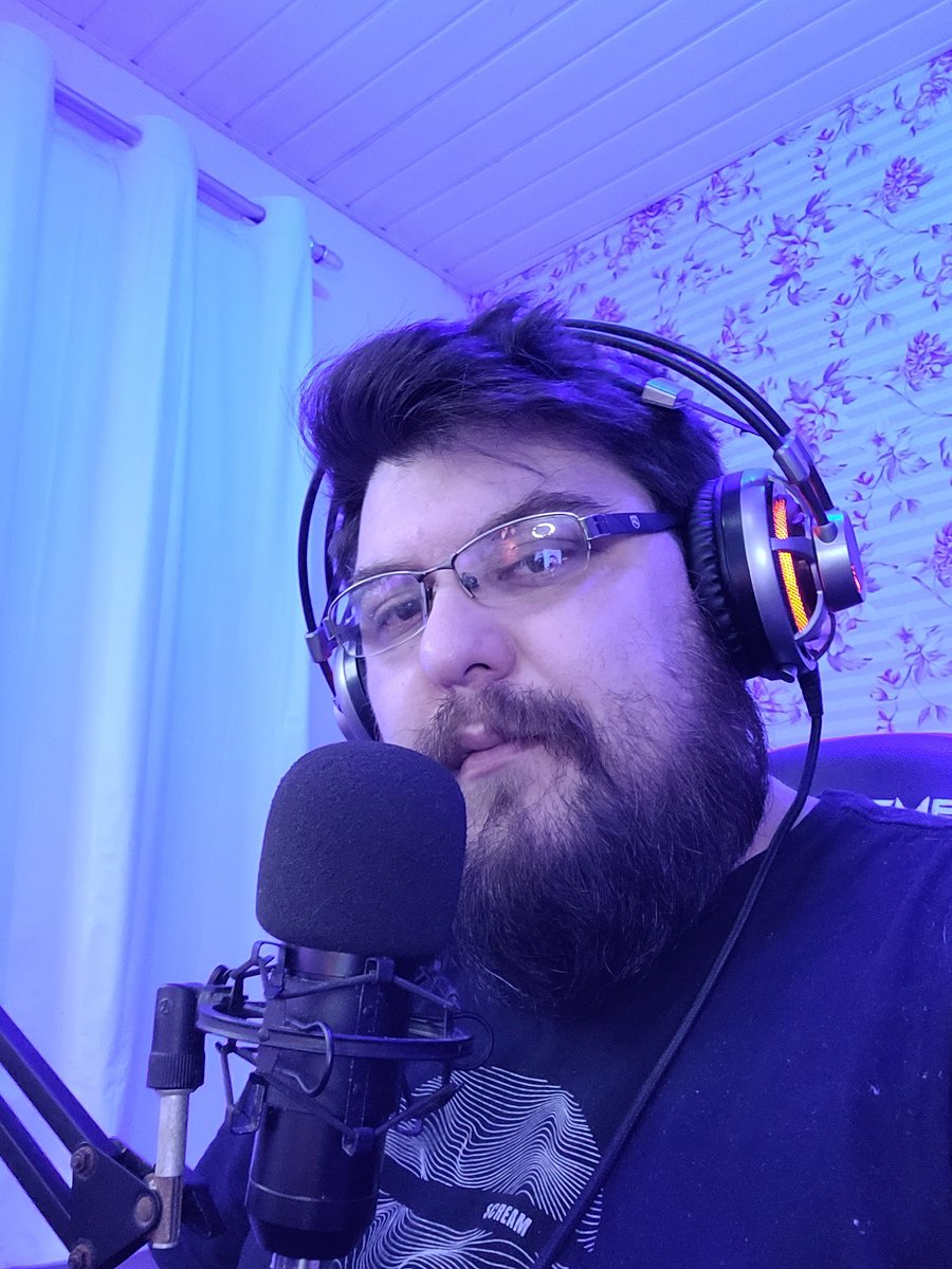 GeekSpook's tweet photo. Live começou, bora lá na twitch passar a tarde com a gente jogando Dead by Daylight https://t.co/hqw2XhvZdS