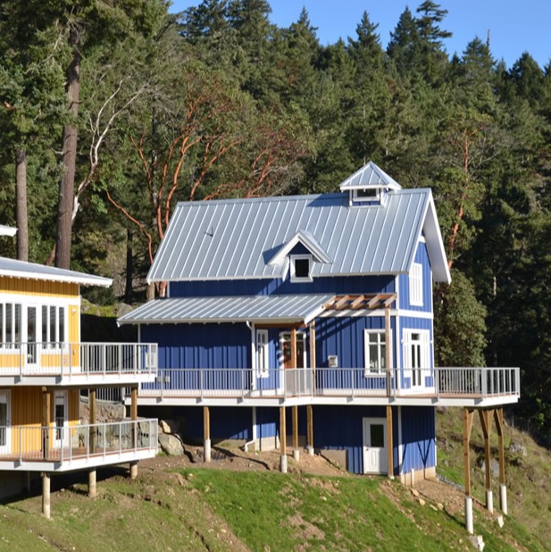 ASCBldgProducts's tweet image. View real-life projects featuring our metal roofing &amp;amp; siding in our #ProjectGallery at bit.ly/3nHTJh5 View project photos and info or request a quote or samples. 
#MetalRoofing #MetalSiding #Photography #Homeowner #Inspiration #NewRoof #MetalBuilding #MetalHome #Gallery