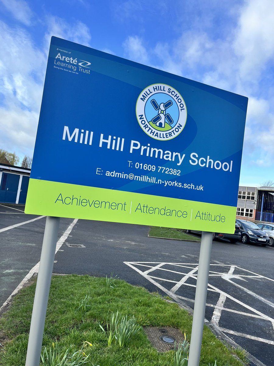 Gremedia2's tweet photo. Working in partnership with Engaging Education to design, manufacture and install new external dibond signs for Mill Hill primary school. These were manufactured using our state of the art digital UV flatbed printer with a crystal lamination applied to the face of each sign. https://t.co/rc7urKoFiG