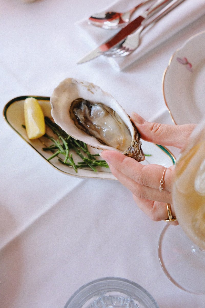 Imagínate que un sitio mola: bit.ly/Casa_Nidro #creative #inspiration #visualart #popofcolor #colorful #folk #vintage #shootaesthetic #folklife #vintagecamera #retrophoto