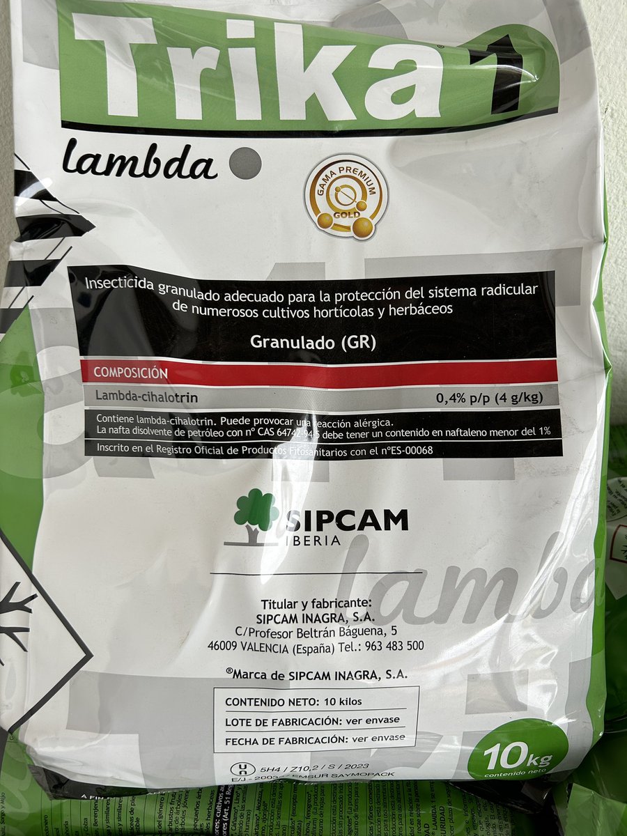 amgstucho's tweet photo. Iniciamos campaña 2023 de #TomateIndustria en #DonBenito #VegasAltasDelGuadiana #Extremadura #Pronat #Casat con mucha ilusion xo con mucha incertidumbre, sigue sin llover, cada vez el campo esta + dificil y se esta haciendo insostenible. Probando insumos de @sipcam_iberia 🐛🍅🥫 https://t.co/p3crQO1heT
