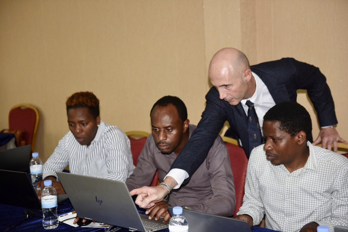 FAORwanda's tweet image. With @FAOstatistics &amp;amp; @FAOeagriculture,  @RwandaGov experts are attending a 4 days training on the use of Earth Observation #data to produce standardized land cover maps under @FAO&apos;s #HanInHand initiative.

@NyaruguruDistr &amp;amp; @NgororeroDistr will be analysed during the training.