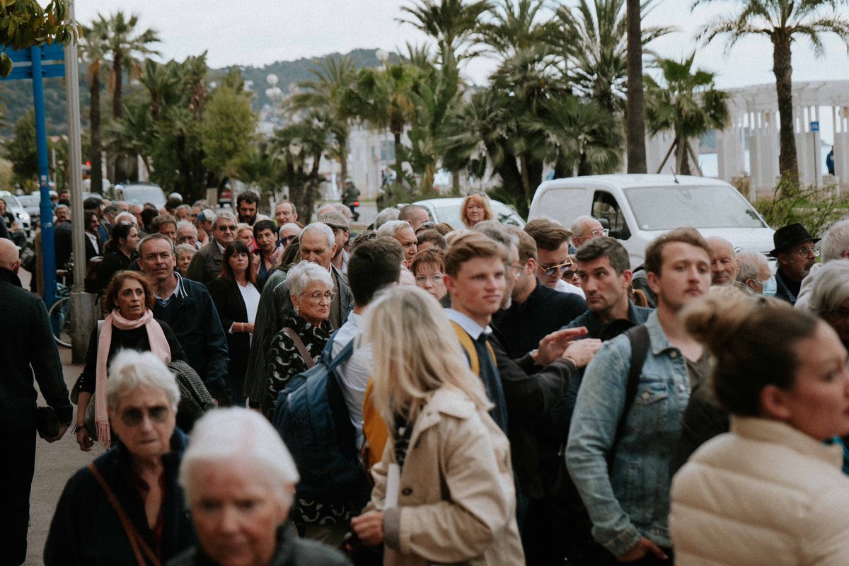 ZemmourEric's tweet photo. Ça continue à Nice !

#JeNAiPasDitMonDernierMot https://t.co/sKqZbR7Vak