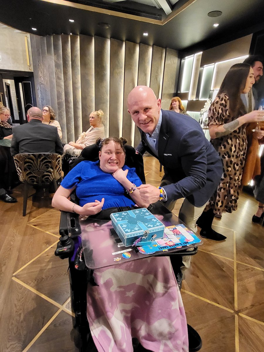 @spreadjoywithabi tweet media