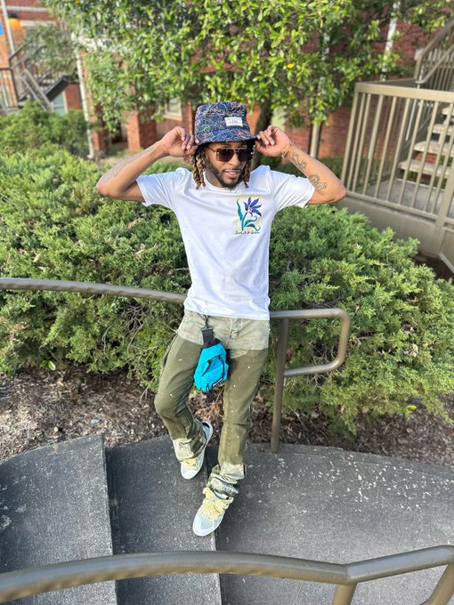 Watch Scott Freebands's leaked NSFW photo on TwXstars